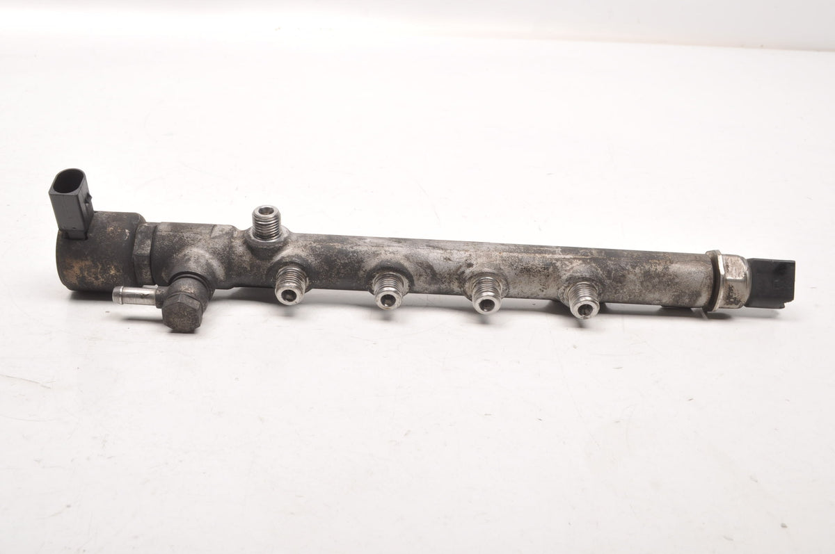 MERCEDES W156 W205 W246 2.2 CDI INJECTION RAIL A6510700700
