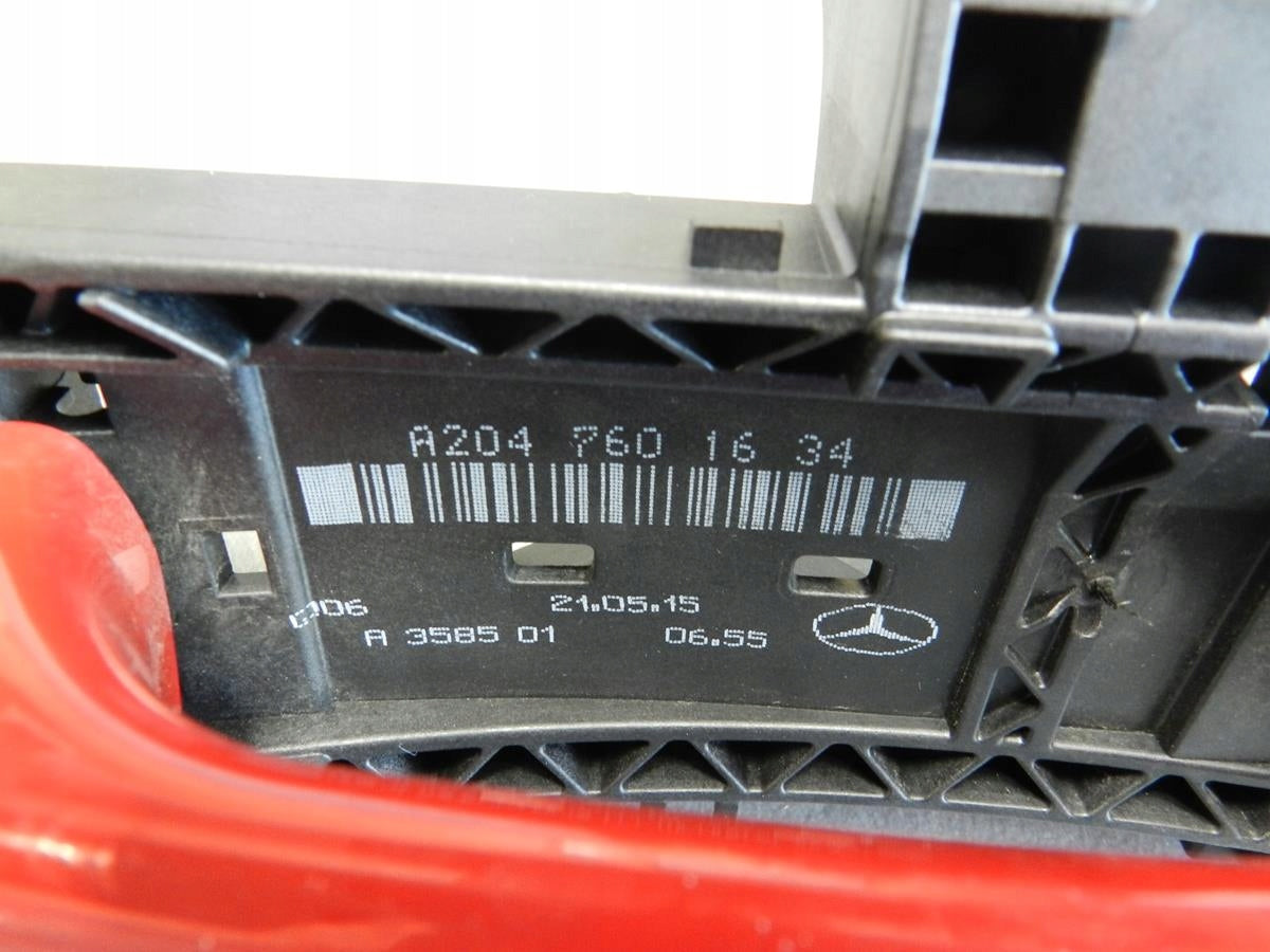 MERCEDES W176 HANDLE RIGHT REAR A2047601634
