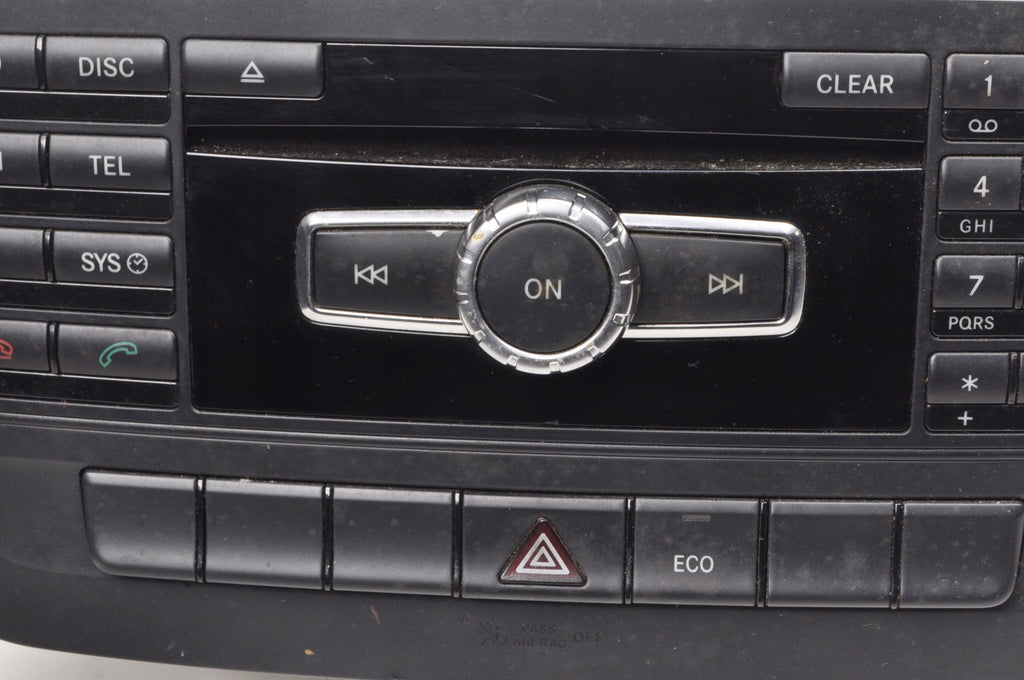 MERCEDES W176 RADIO CD A2469000012
