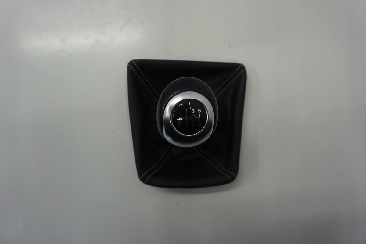 MERCEDES W176 SHIFT KNOB BELLOWS 6B A1763641210