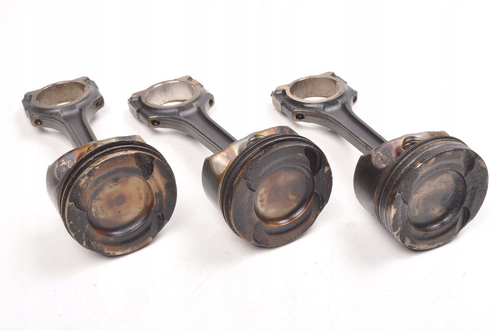 MERCEDES W176 W246 1.6 PISTON WITH CONNECTING ROD A2701617 V34/00
