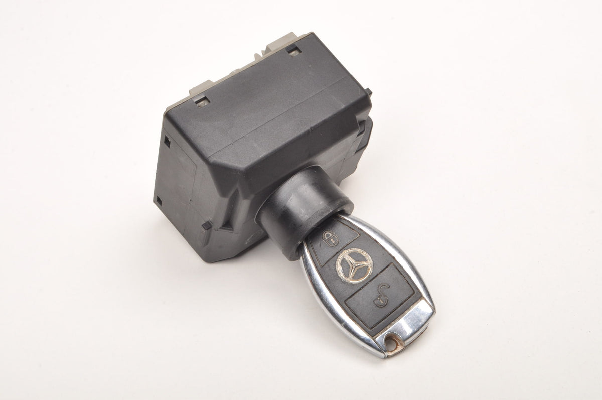 MERCEDES W176 W246 IGNITION KEY A2469057901