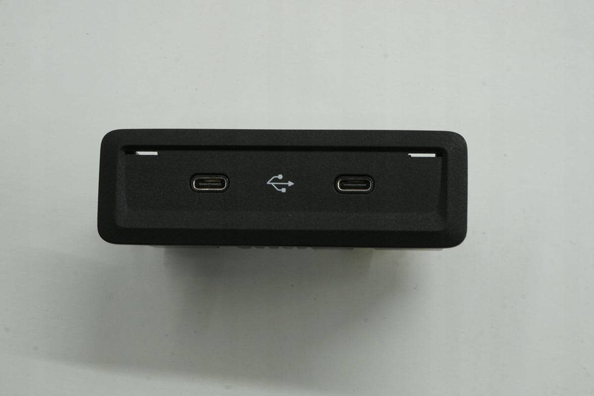 MERCEDES W177 LIFT 23R SOCKET MEDIA INPUT USB C A2478207502