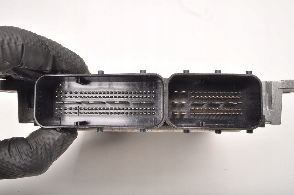 MERCEDES W205 2.2 CDI COMPUTER ENGINE DRIVER A6519005203