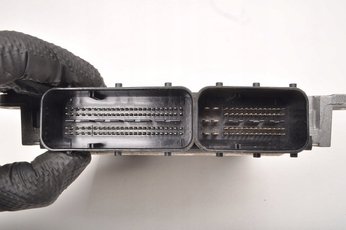 MERCEDES W205 2.2 CDI COMPUTER ENGINE DRIVER A6519005203