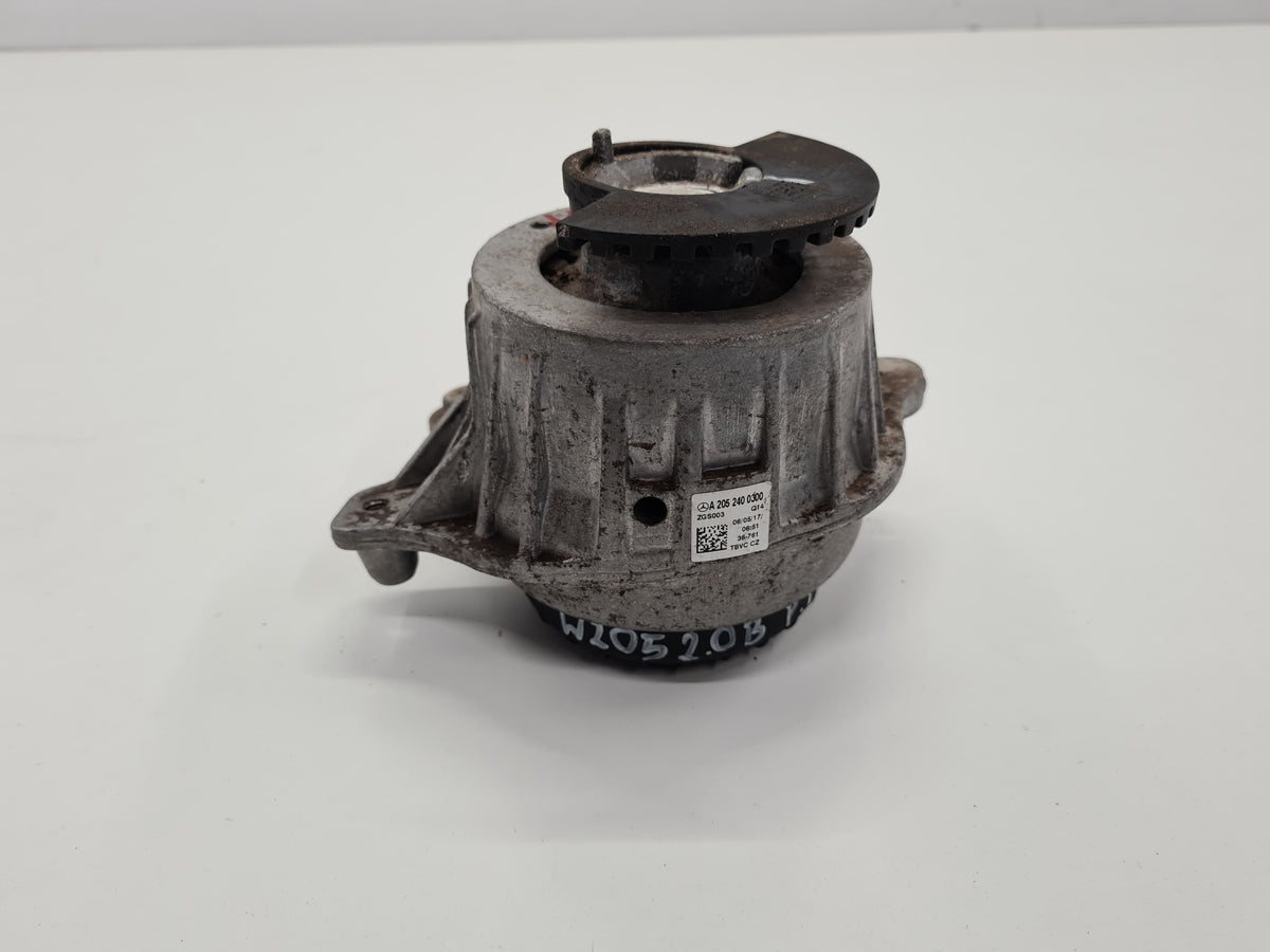MERCEDES W205 ENGINE CUSHION 2.0T A2052400300