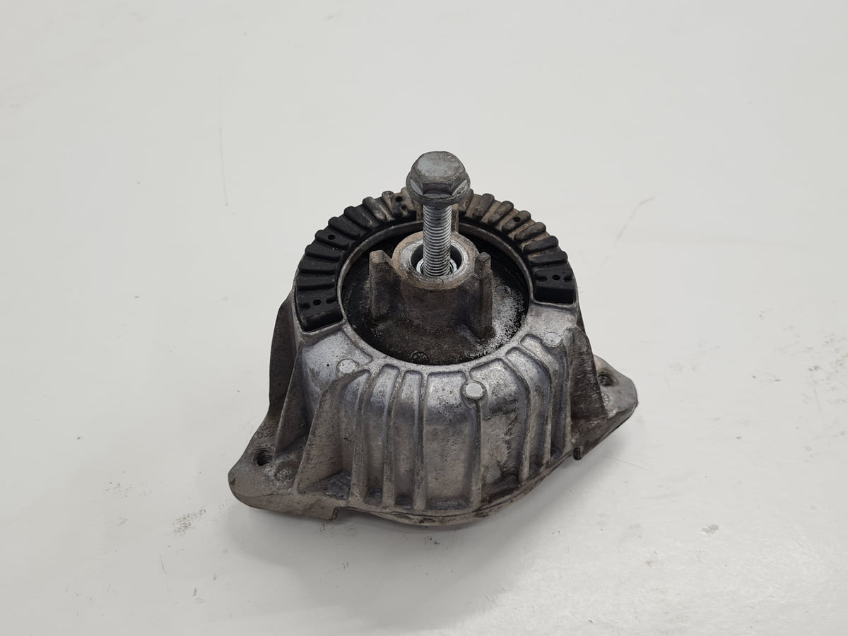 MERCEDES W207 ENGINE CUSHION 2.2CDI A2122404117
