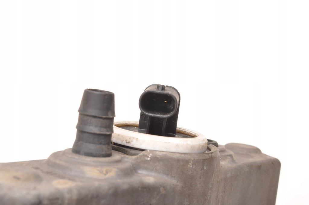 MERCEDES W207 HINGE PYROTECHNIC CARTRIDGE MASK RIGHT A2129066301