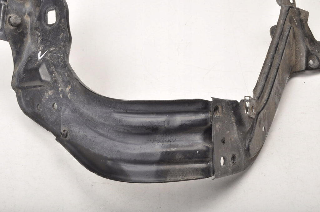 MERCEDES W209 EYEPIECE LEFT FRONT LAMP MOUNT