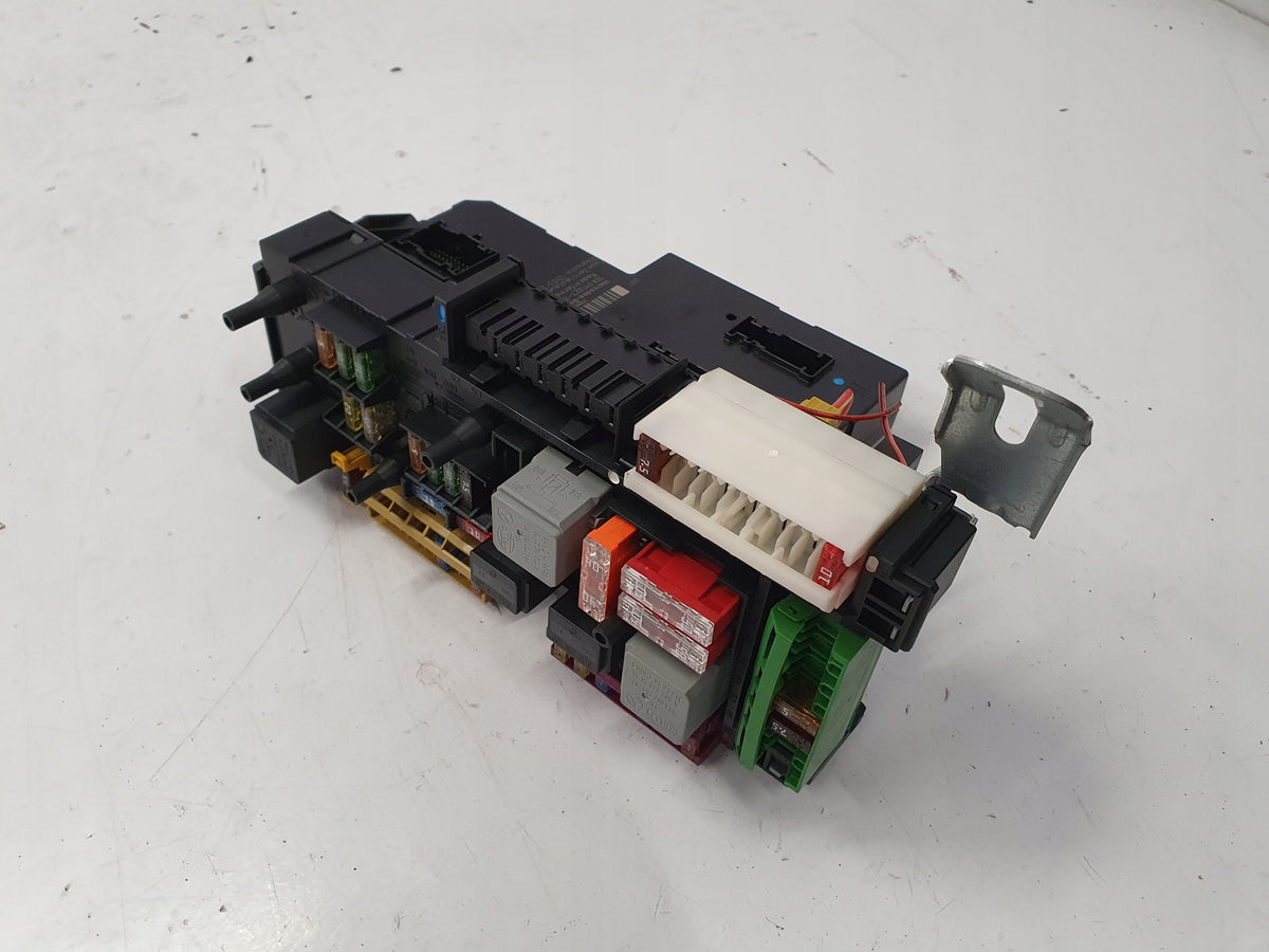 MERCEDES W212 LIFT MODULE SAME BOX 2129009622