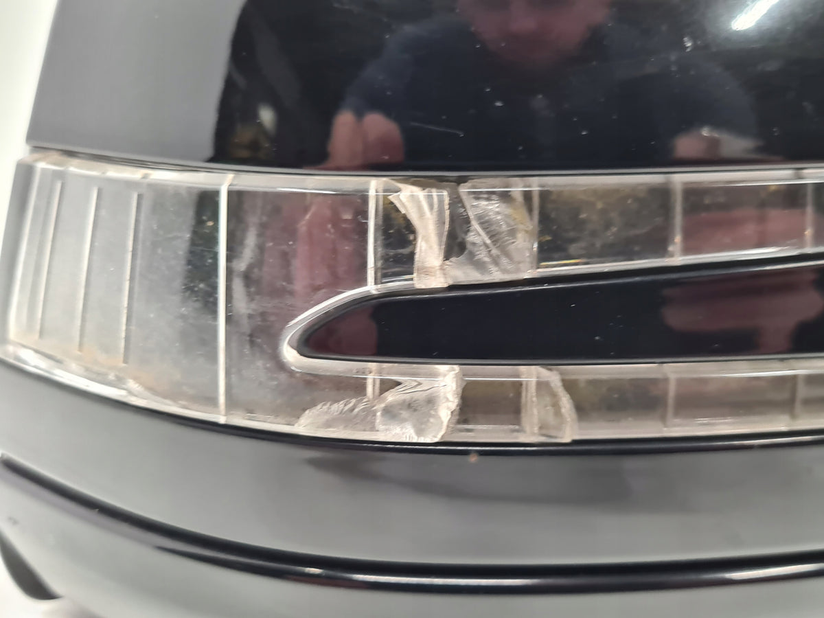 MERCEDES W212 MIRROR RIGHT 7PIN LAK 040 ENGLISH