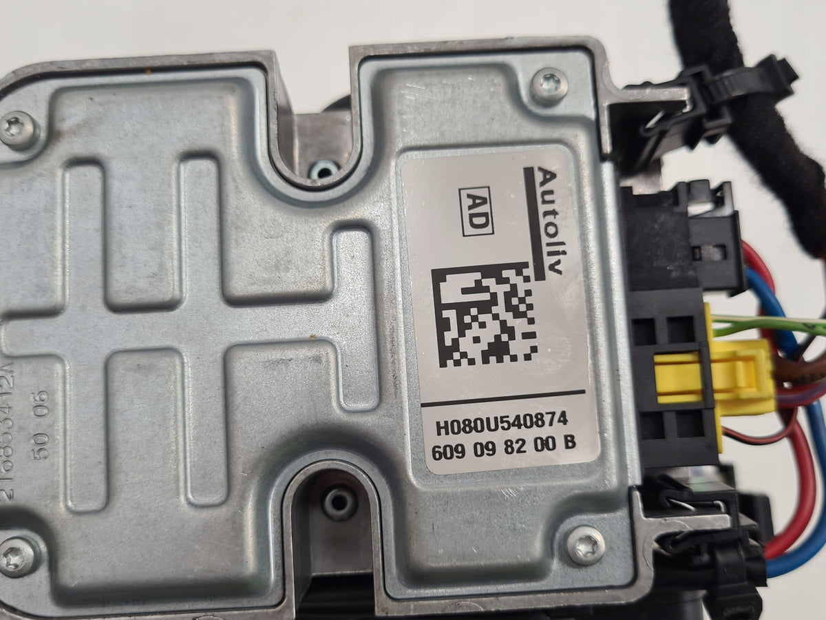 MERCEDES W219 SEAT BELT LEFT FRONT A2118605586