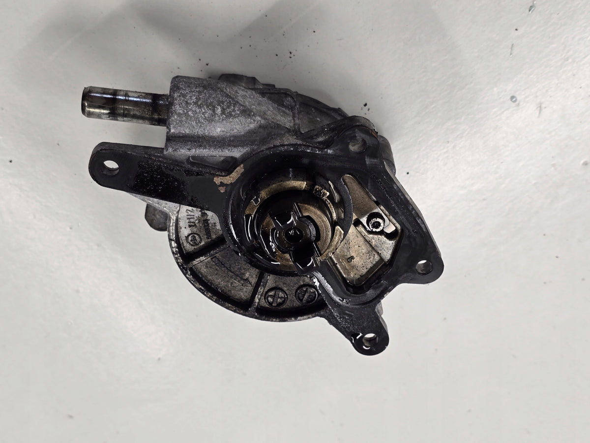 MERCEDES W219 VACUUM PUMP 3.0CDI A642230016