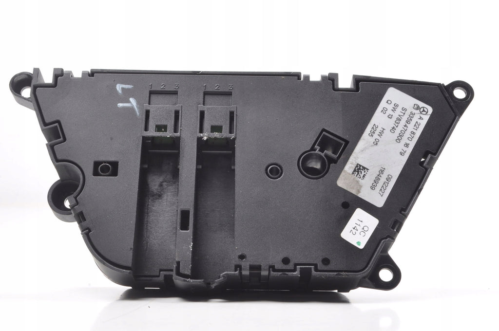 MERCEDES W221 LIFT PANEL HEATED SEATS LEFT REAR A2218701679