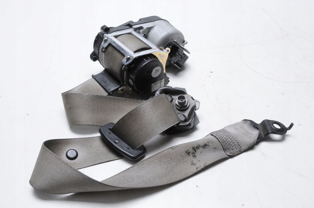 MERCEDES X164 SEAT BELT RIGHT FRONT 33033476A