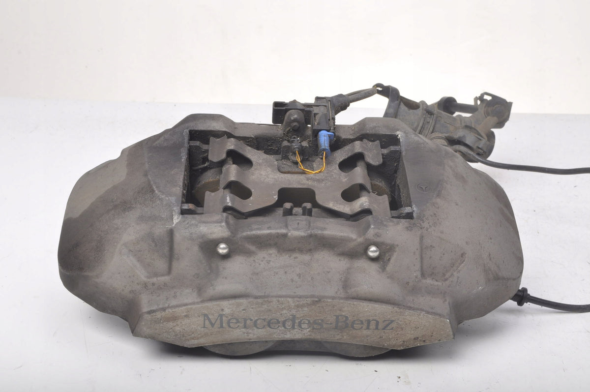 MERCEDES X253 2.0 BRAKE CALIPER RIGHT FRONT A0004210100
