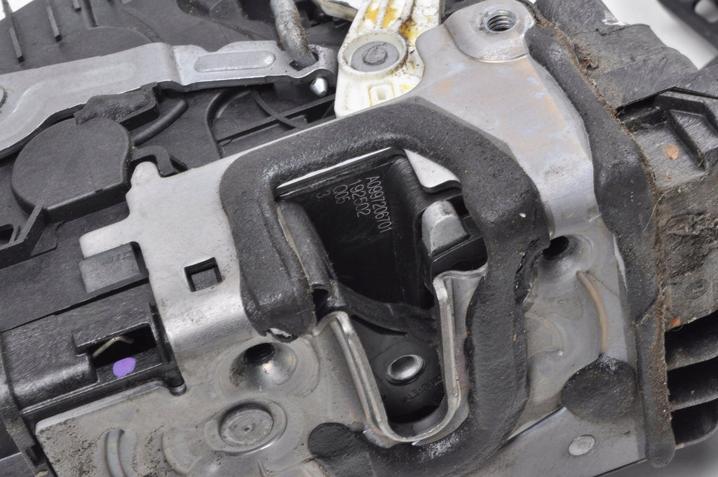 MERCEDES X253 DOOR LOCK RIGHT FRONT ENGLIK A0997206701
