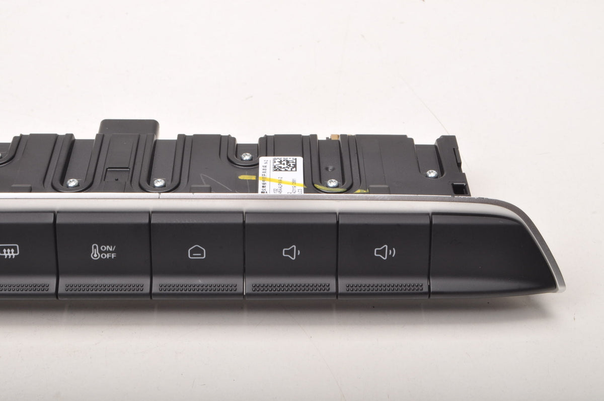 MG 3 PANEL SWITCHES 11496132 528193772 2024R