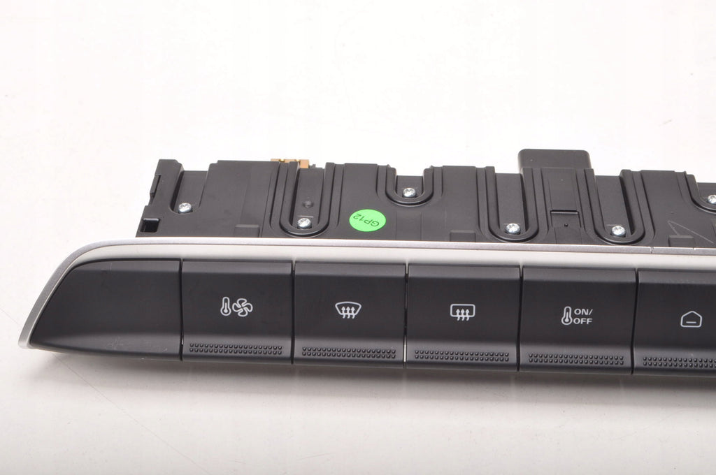MG 3 PANEL SWITCHES 11496132 528193772 2024R