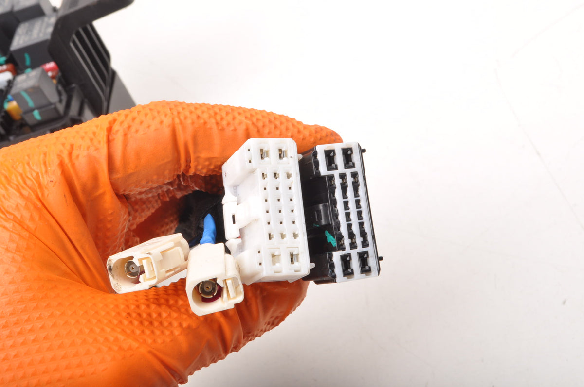 MG HS 1.5T 16V 162KM FUSE BOX