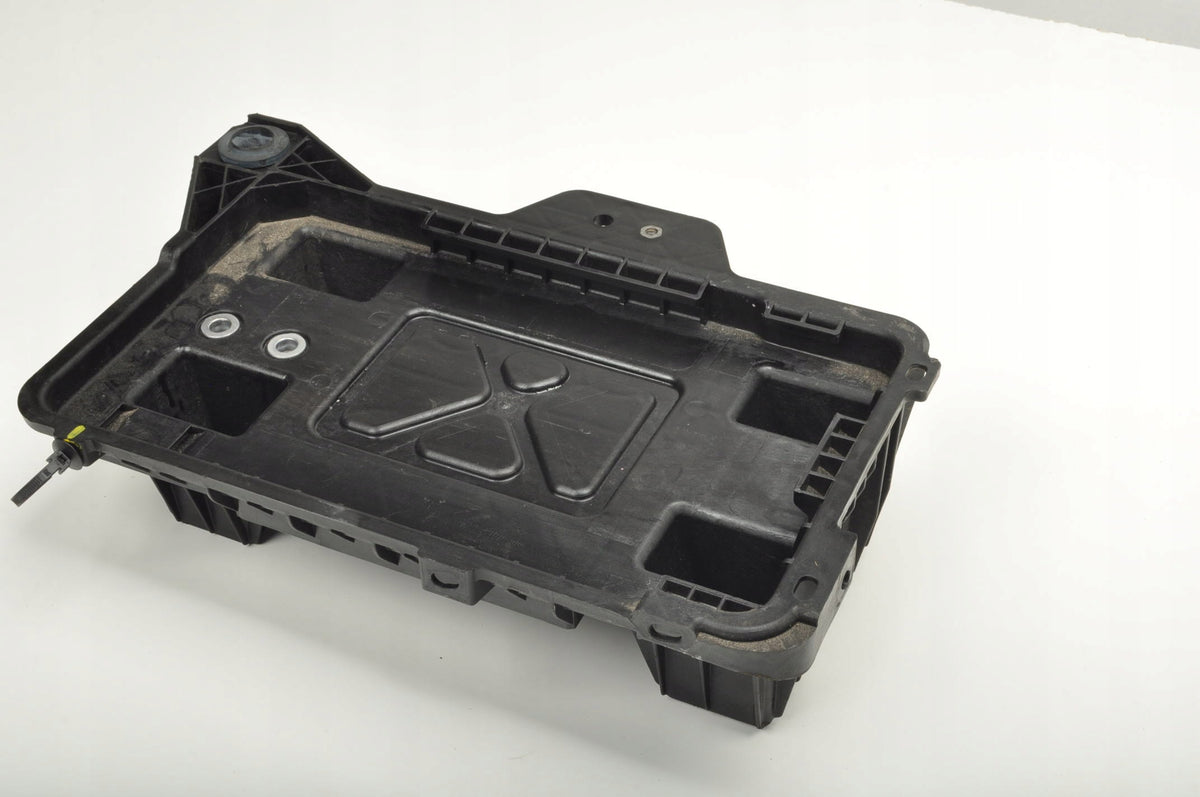 MG HS 1.5T BATTERY BASE 11012294
