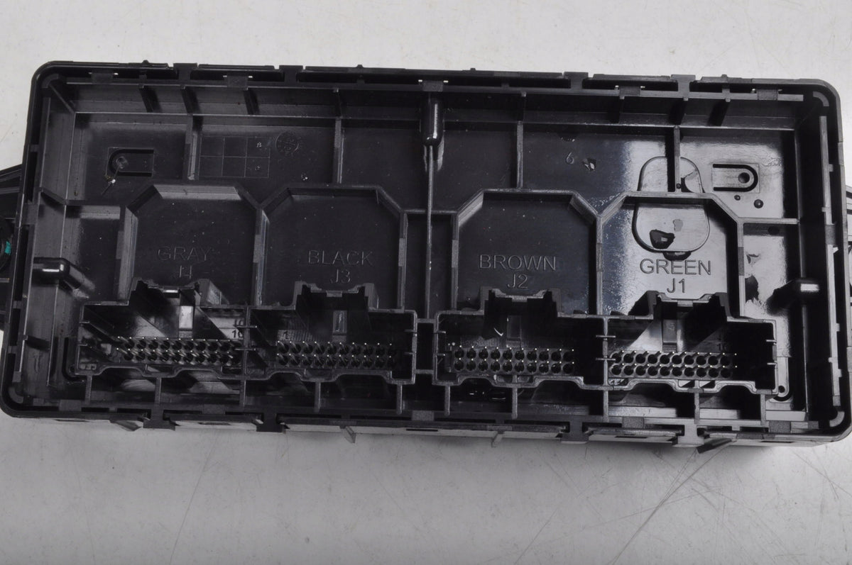 MG HS AIR CONDITIONING CONTROLLER 11463148