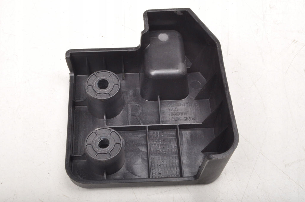 MG HS COVER PLASTIC RIGHT SHELF HOLDER 10487106
