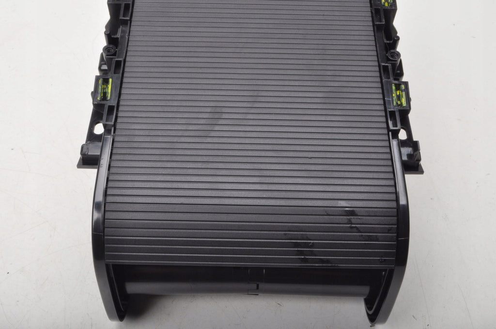 MG HS CUP HOLDER 20231216 2024R LIFT