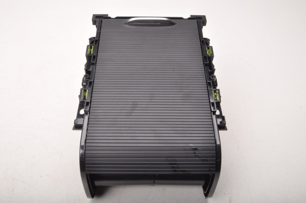 MG HS CUP HOLDER 20231216 2024R LIFT