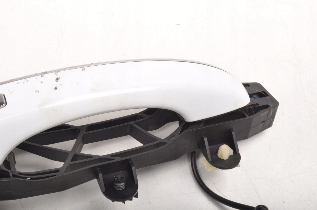 MG HS DOOR HANDLE EXTERIOR RIGHT FRONT UK