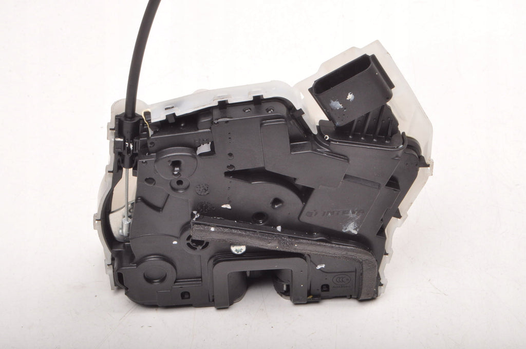 MG HS DOOR LOCK RIGHT FRONT 10527288 UK 2023 R 7 PIN