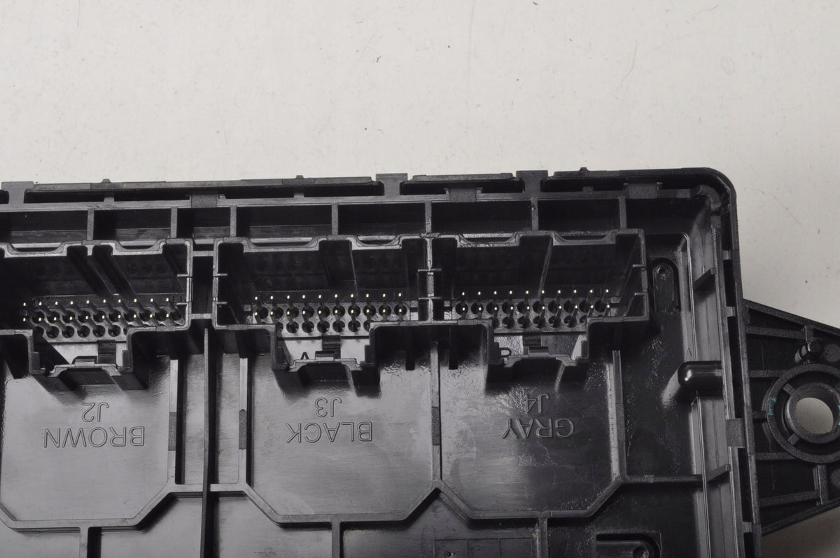 MG HS DRIVER MODULE 11463148 2024R