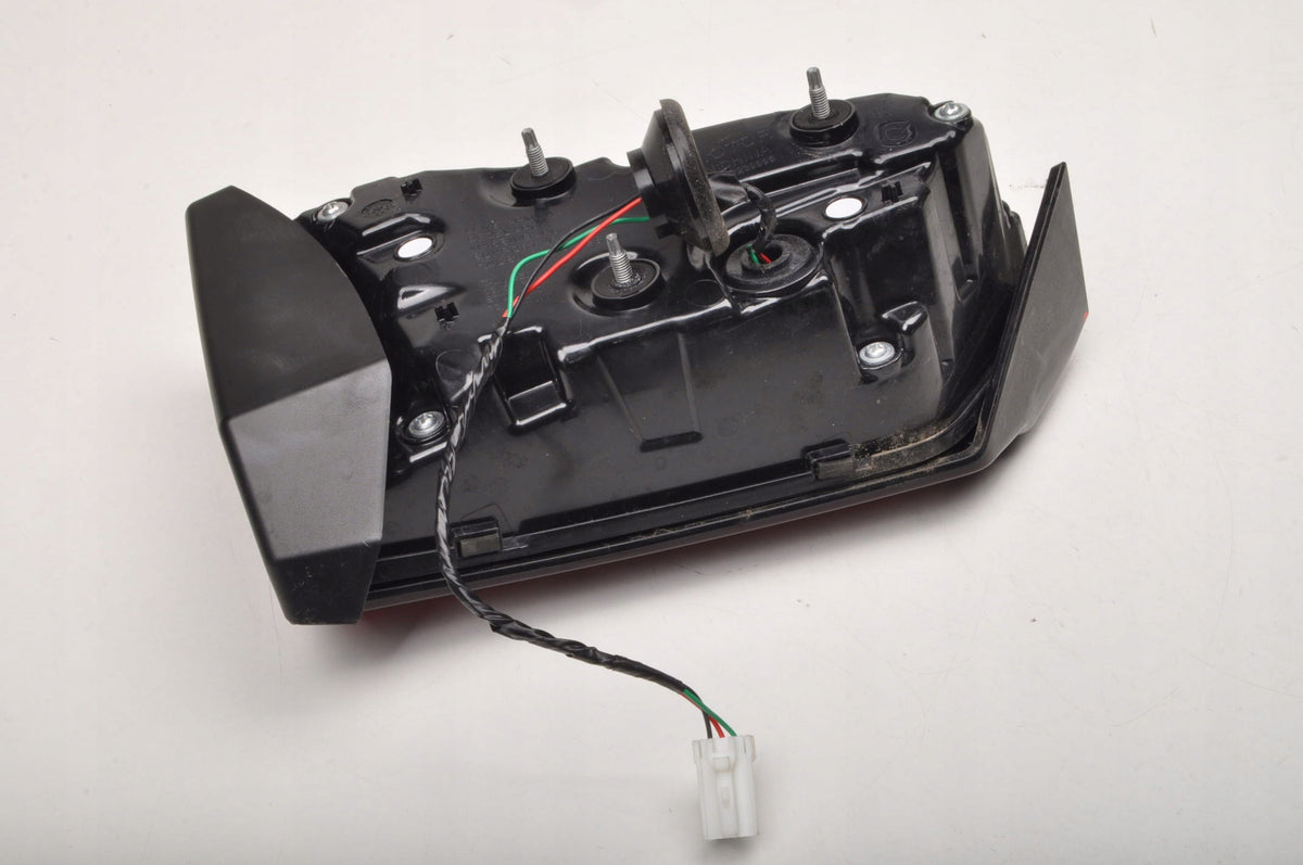 MG HS LAMP RIGHT REAR FLAP 10823346