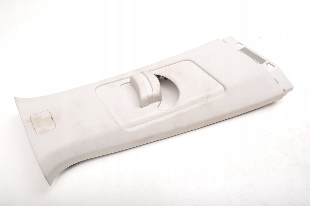MG HS POST COVER PLASTIC RIGHT 30136563 2023R