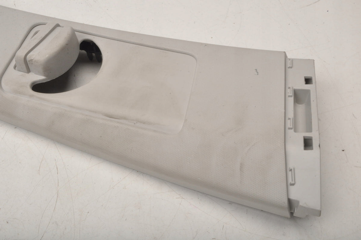 MG HS POST COVER PLASTIC RIGHT 30136563 2024