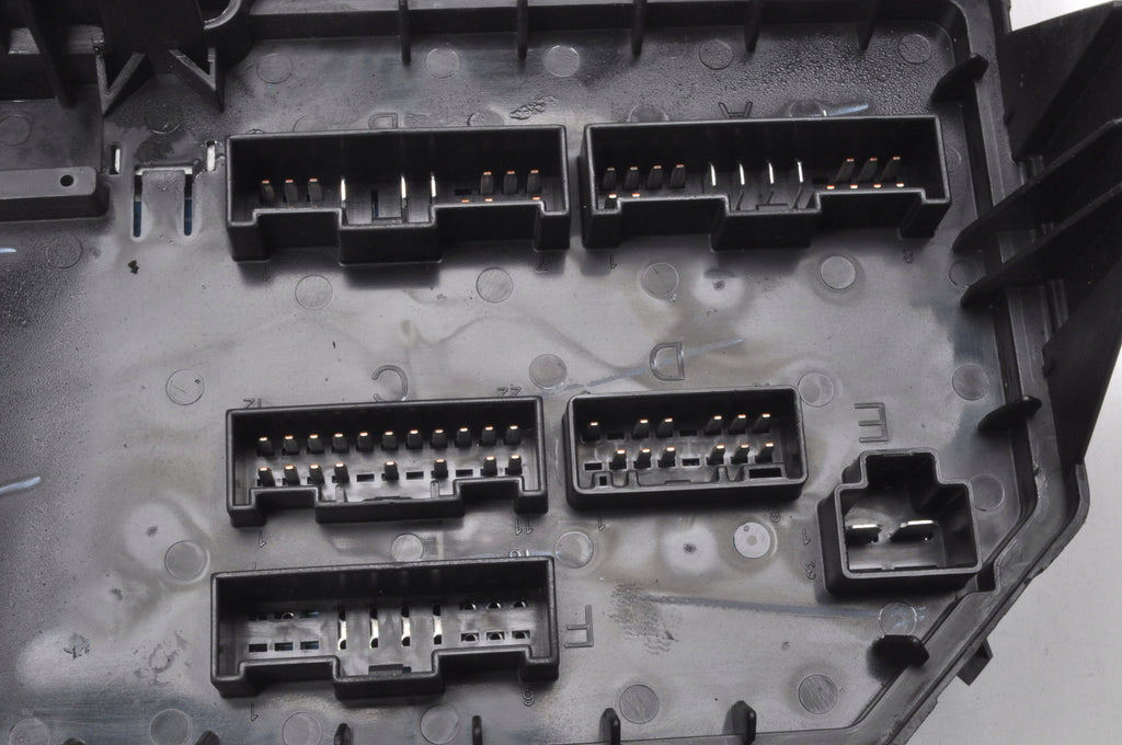 MG ZS 1.0 T-GDi 111HP FUSE BOX 10837496 2022R