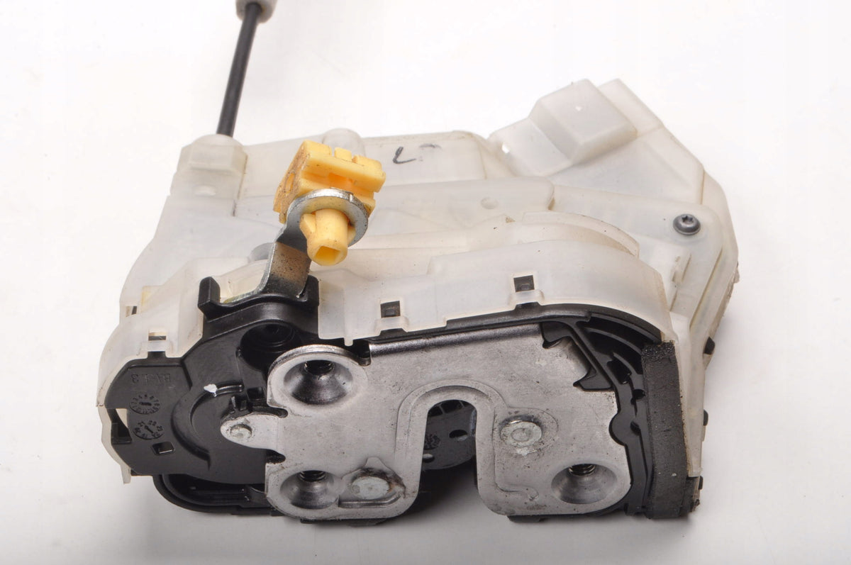 MG ZS DOOR LOCK LEFT FRONT 10375872 UK LIFT 7 PIN