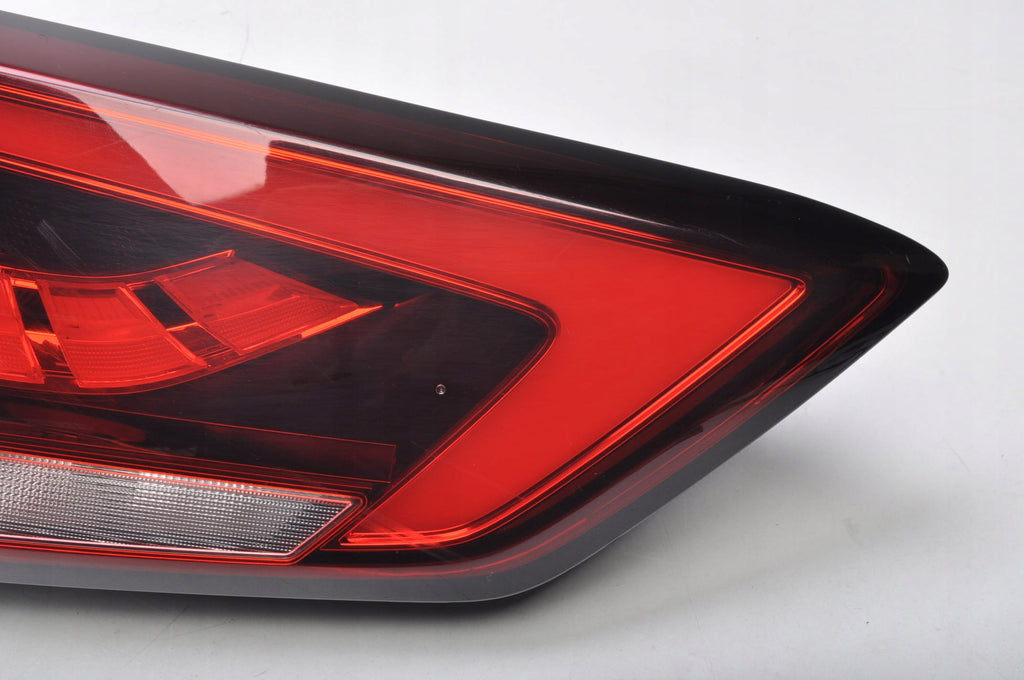 MG ZS LAMP LEFT REAR FLAP 10571683 LIFT SUV