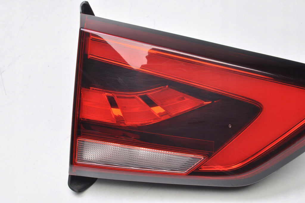MG ZS LAMP LEFT REAR FLAP 10571683 LIFT SUV