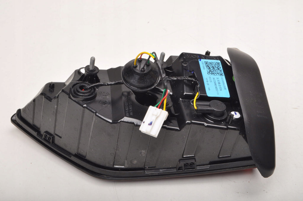 MG ZS LAMP LEFT REAR IN FLAP SUV 10571683