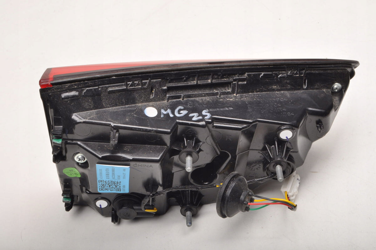 MG ZS LAMP RIGHT REAR FLAP P2 10571684