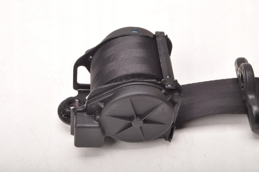 MG ZS SEAT BELT RIGHT REAR 2 ROW 10242536