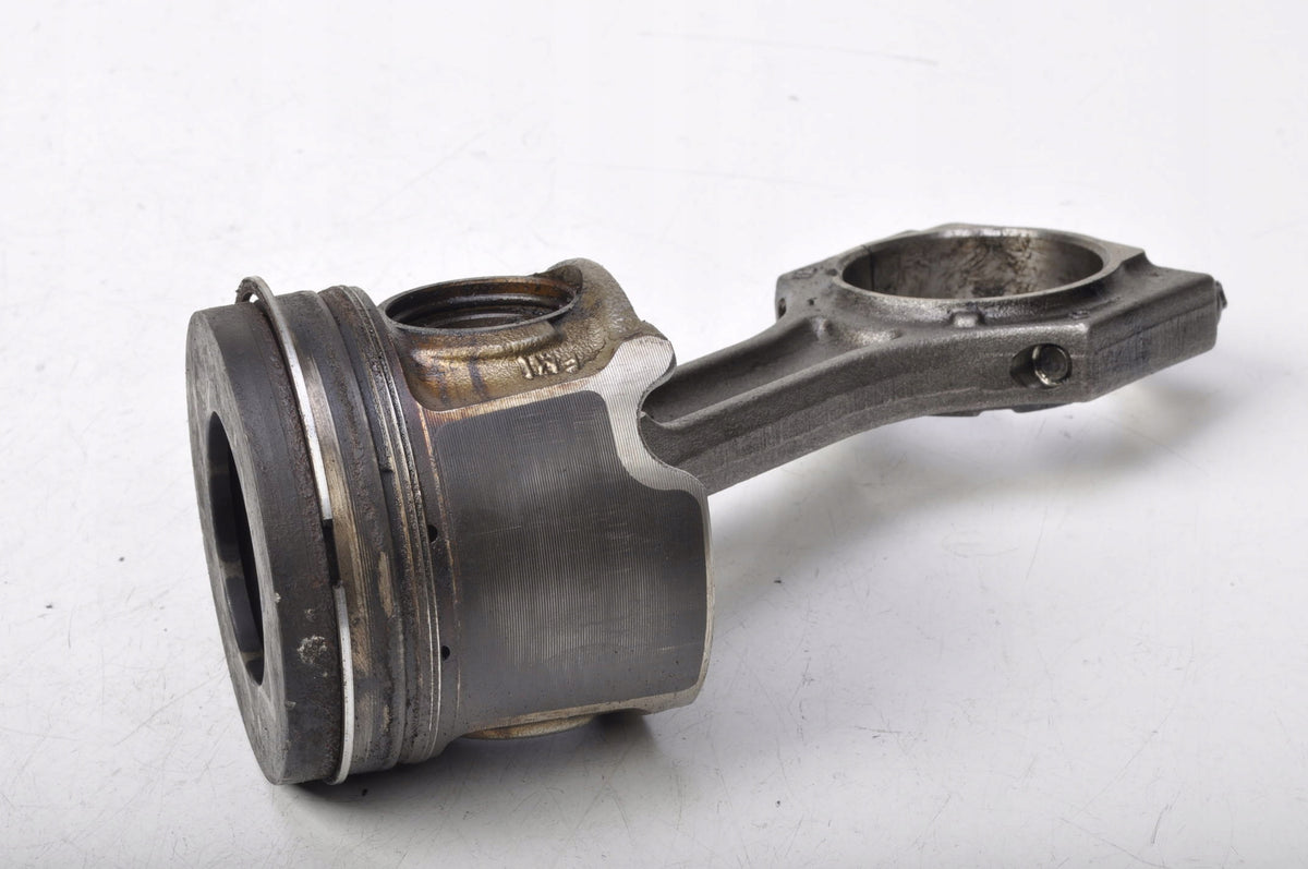 MINI F54 2.0 D PISTON WITH CONNECTING ROD 0843ME