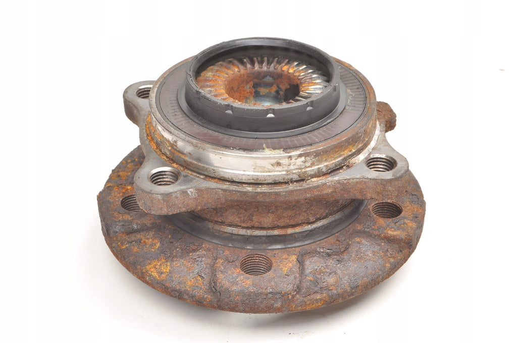 MINI F55 F54 FRONT RIGHT HUB