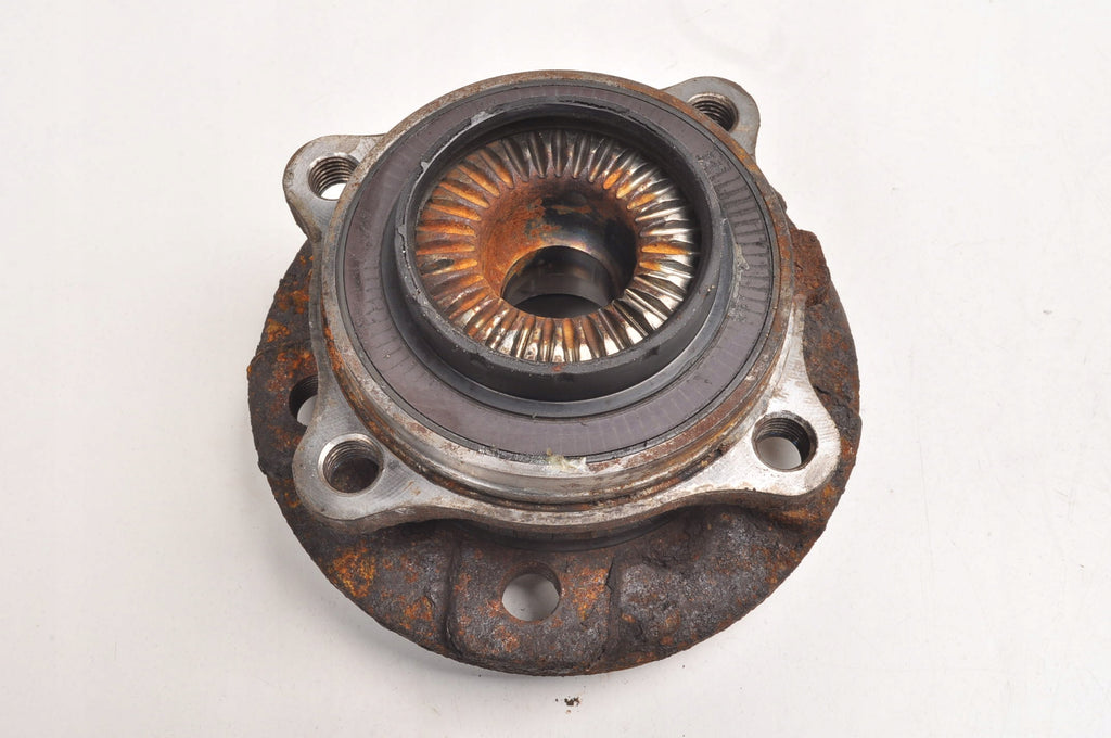 MINI F55 F54 FRONT RIGHT HUB