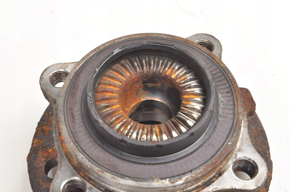 MINI F55 F54 FRONT RIGHT HUB