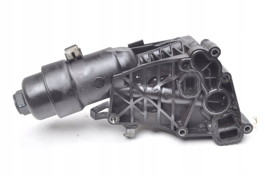 MINI F56 F55 F60 2.0 BASE OIL FILTER HOUSING 70563887