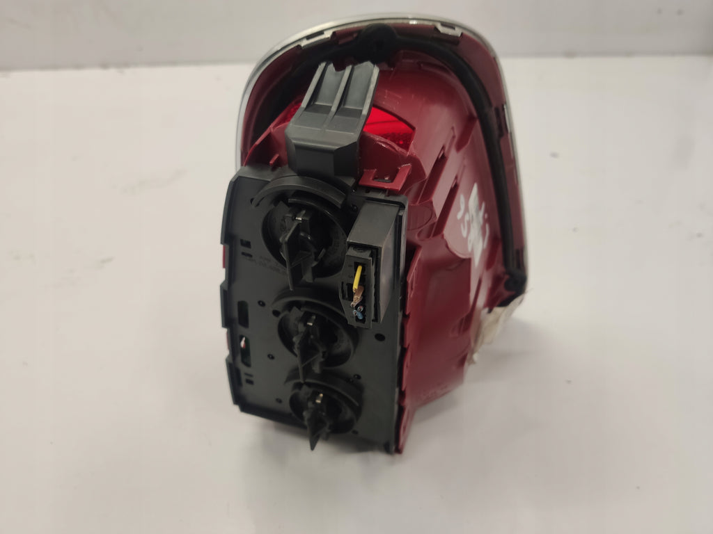 MINI R56 R57 LIFT LAMP RIGHT REAR 7255912