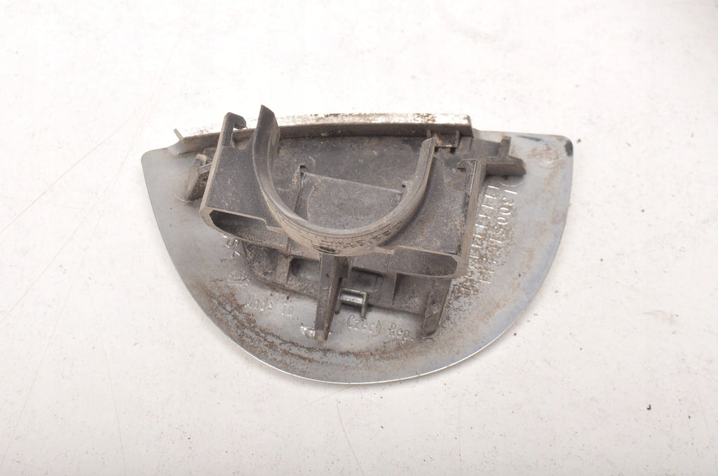 MINI R60 LAMP WASHER CAP LEFT