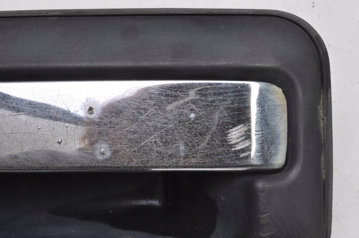MITSUBISHI L200 DOOR HANDLE RIGHT REAR MB321420-4